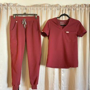 FIGS Burgundy SET One-Pocket Scrub Top XS & Zamora Jogger Scrub Pants XS